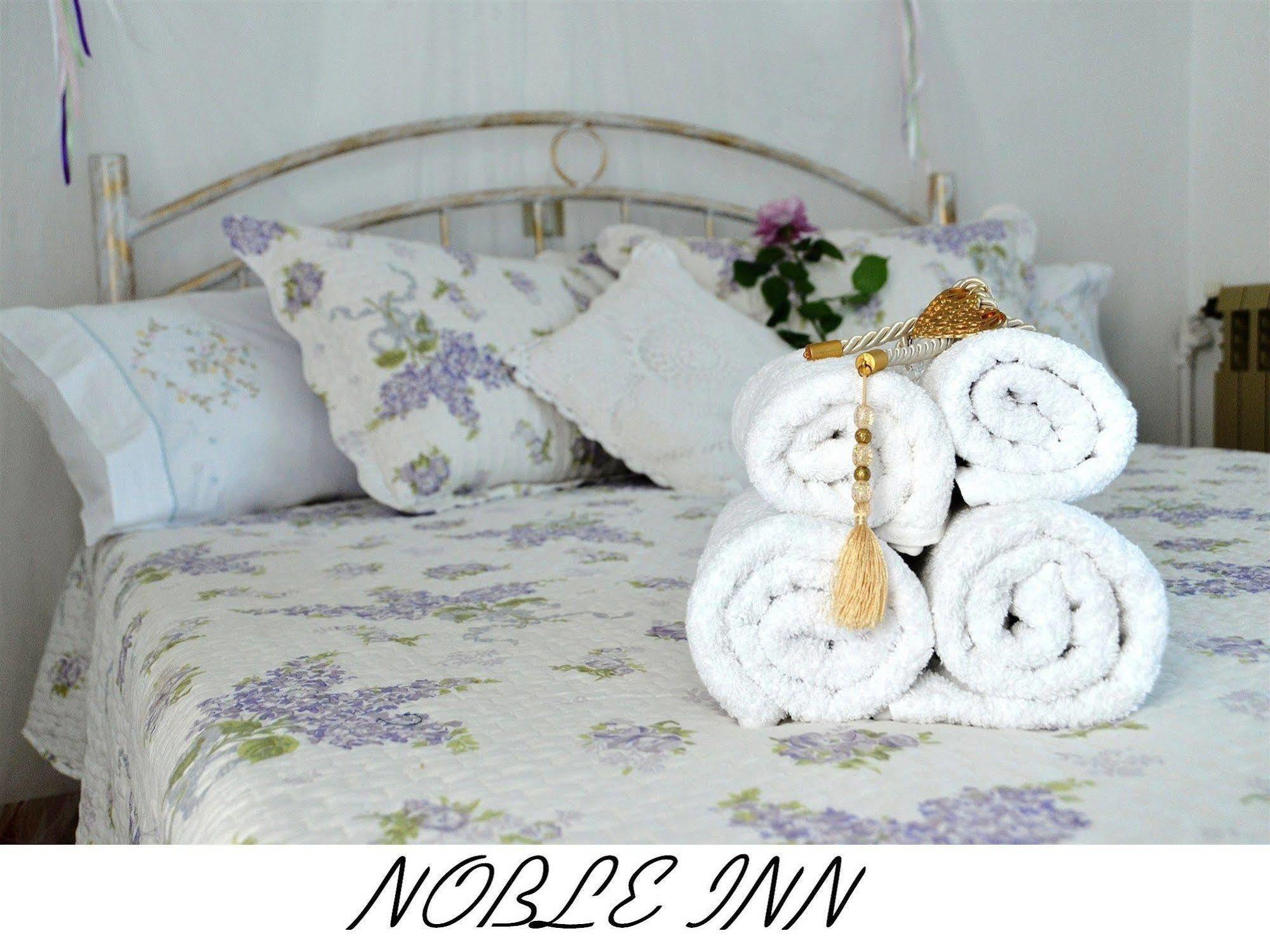 Noble Inn Loutraki  Exterior photo